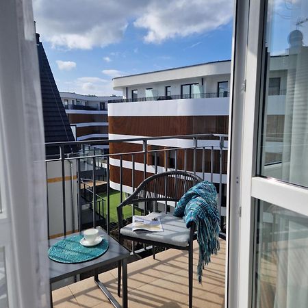 Stylish Vacation Apartment With Parking In Miedzyzdroje By Noclegi Renters Kültér fotó